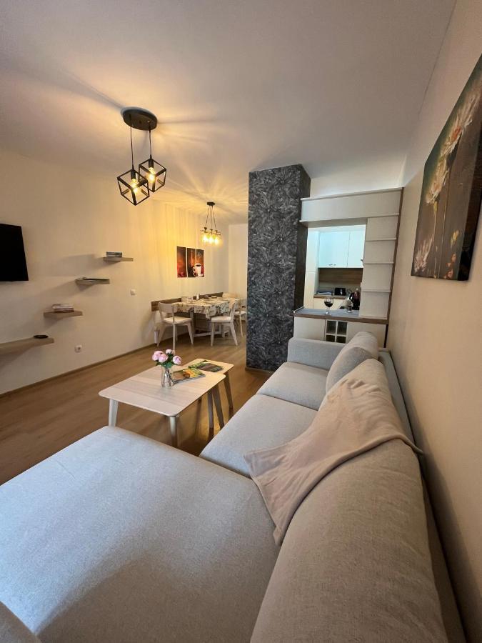 Апартамент Ренета Apartment Reneta Βέλινγκραντ Εξωτερικό φωτογραφία